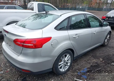 2015 Ford Focus Se z USA, uszkodzony, nr VIN 1FADP3F22FL229168